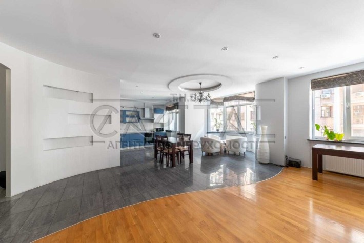 Продаж 4 кімнатна квартира, Павлівська, Шевченківський, центр - фото 1