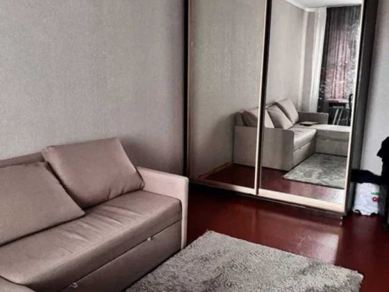 Продаж 2к квартира планування як у сталінці низький поверх ідеальна локація біля метро Житомирська д Київ