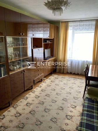 Продаж 3к квартиру біля метро Нивки, вул. Януша Корчака (Баумана) - фото 1