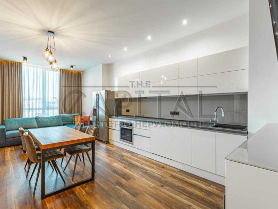 Продаж / Квартира / 85 м2 / ЖК Podil Plaza and Residence / Шевченківський район Київ