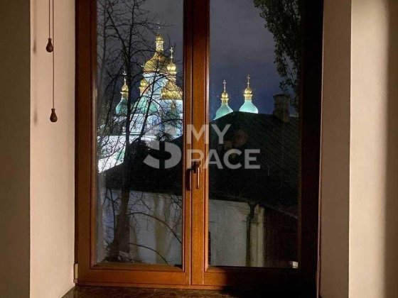 Продаж 1к.кв.,Стрілецька 7/6 Золоті Вотора, Центр Софіївська площа Київ