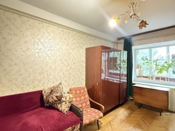 Продам КПІ Кирило-Мефодіівська Киев
