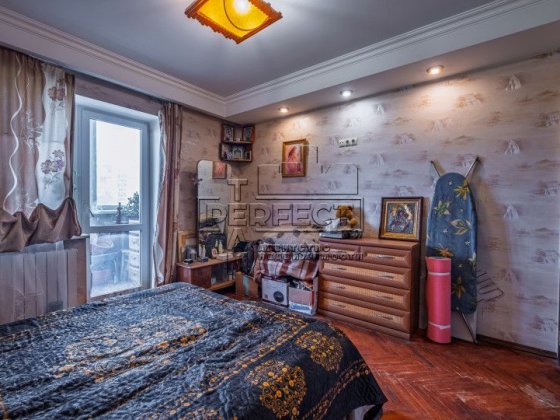 Продаж 3к квартири Чоколовський бульвар 18 Київ