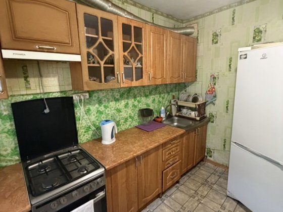 Здається 2к квартира 1поверх