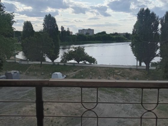 Довгострокова оренда 1-кімнатної квартири в Миргороді, вид на річку Хорол, власна тераса 15м кв, пор Миргород
