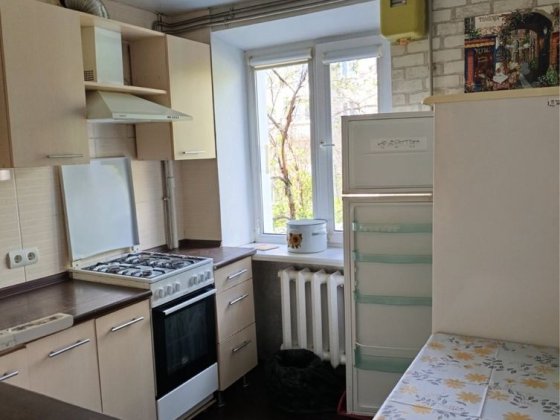 Сдается 2 комнатная квартира. Центр. Славянск. Славянск