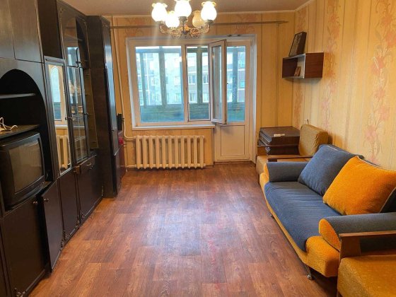 Оренда 1-но кімнатної квартири в мр-ні Артема, житловий стан, техніка та меблі в наявності, в районі Слов'янськ