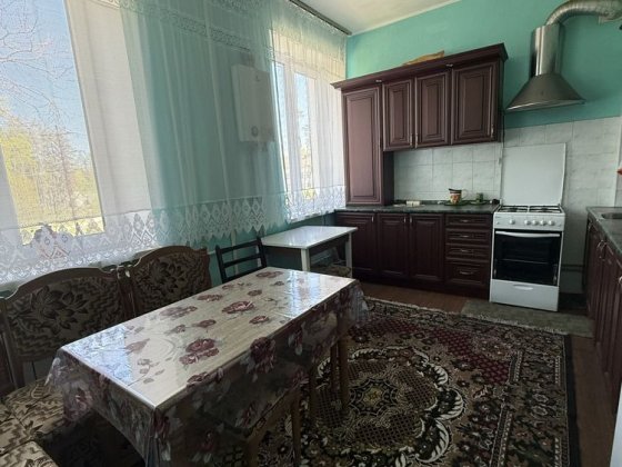 Здається в оренду 2 кім квартира в с.Новогуйвинське Новогуйвиське