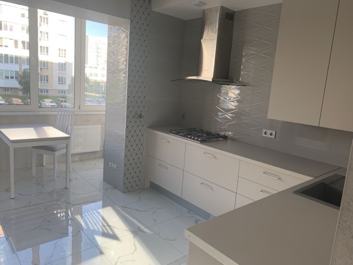 Шикарна 3к.квартира 80м-2 поверх ЖК Петрівський квартал - фото 1