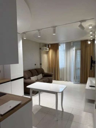 Продам 1 кімнатну квартиру в ЖК «Перлина Кадетського Гаю» вул. Ернста, 16в. - фото 1