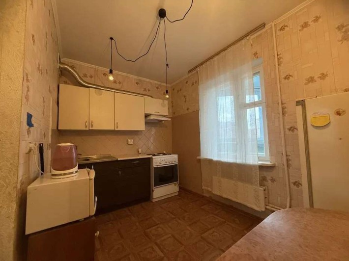 Продаж 4-кімнатної квартири на вул.Ревуцького, 18а - фото 1