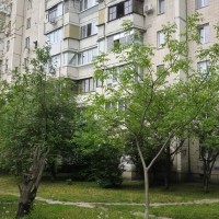 Продаж 1 кімнатної квартири 40 кв.м, вул Академіка Єфремова ( Уборевіча) 7,метро " Академмістечко" Киев
