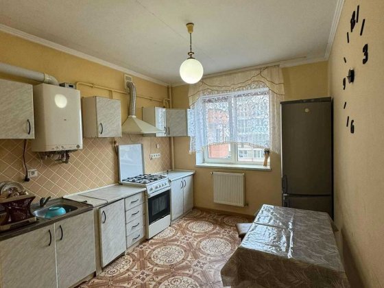 2-х кімнатна квартира, м. Жовква Жолква