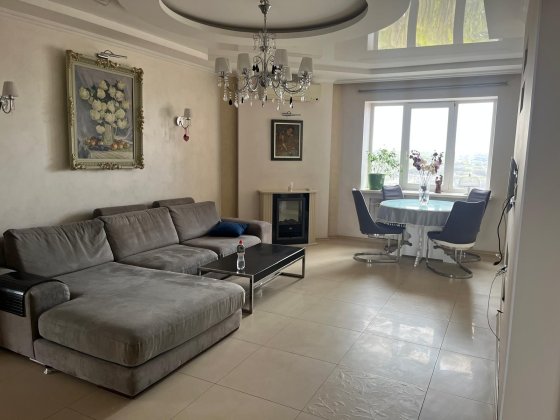 ВІД  ВЛАСНИКА!      4-к квартира 123 м²  на просп.Науки 62а .| авторський ремонт | кухня-вітальня |  Киев