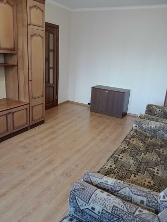 І кімнатна квартира здається на Троєщині ,вул.Пр. Червоної Калини (початок)11000грн.+ком. - фото 1