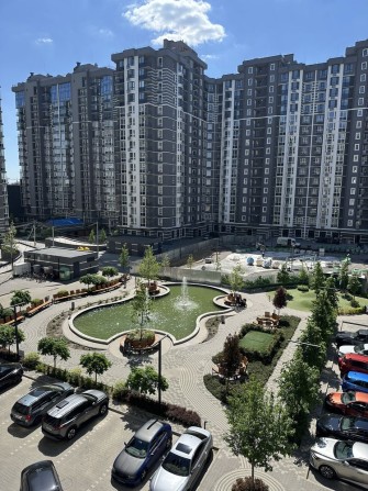 Євро 3к Гранд Бурже ТРЦ в будинку 76 м² - фото 1
