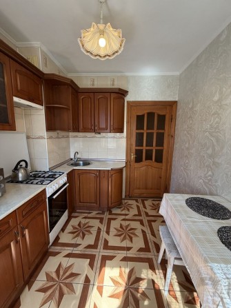 Оренда 2к квартири район 33 - фото 1