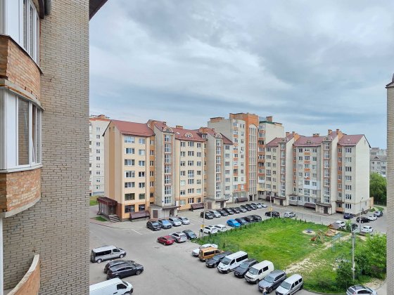 Оренда 1-кім. з автономкою на 33-му кварталі. Луцк