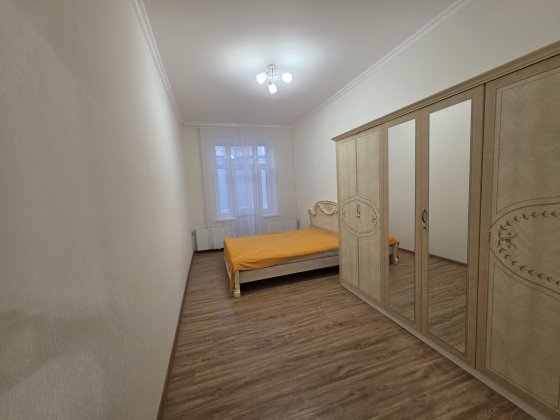 Здам в оренду  3 кімнатну квартиру в центрі міста Вінниця. Винница