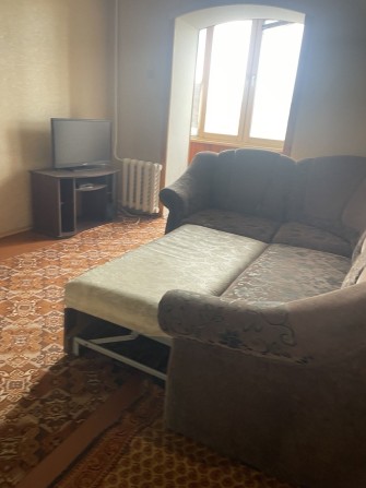 В довгострокову оренду здається 2-х кімнатна квартира - фото 1