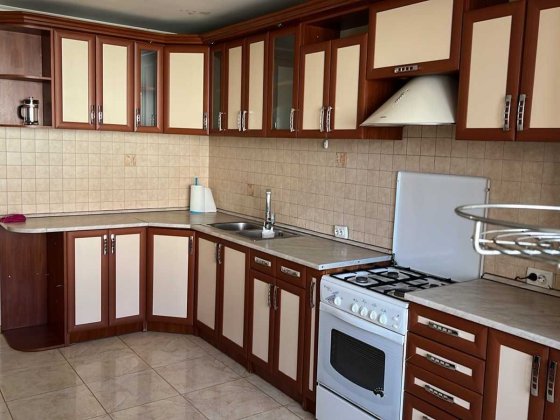 Оренда 3-кн квартири 100 кв м, 2/5, вул.Рєпіна, мікрорайон Канада Тернопіль