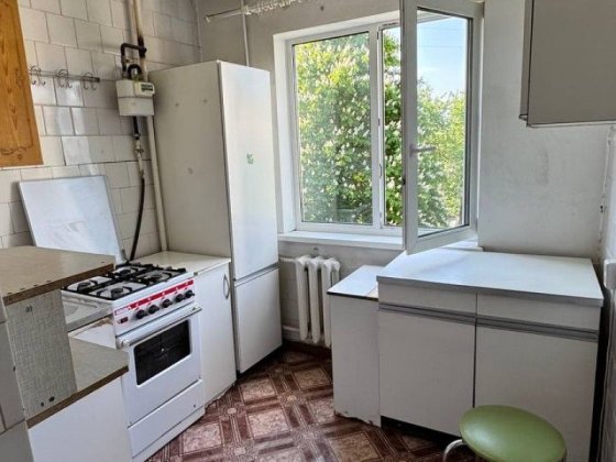 Здається в оренду простора 3-кімнатна квартира. Черкассы