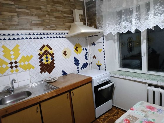 Сдам 2х ком квартиру  ул. Корищенко     (Кузнецова) Запоріжжя