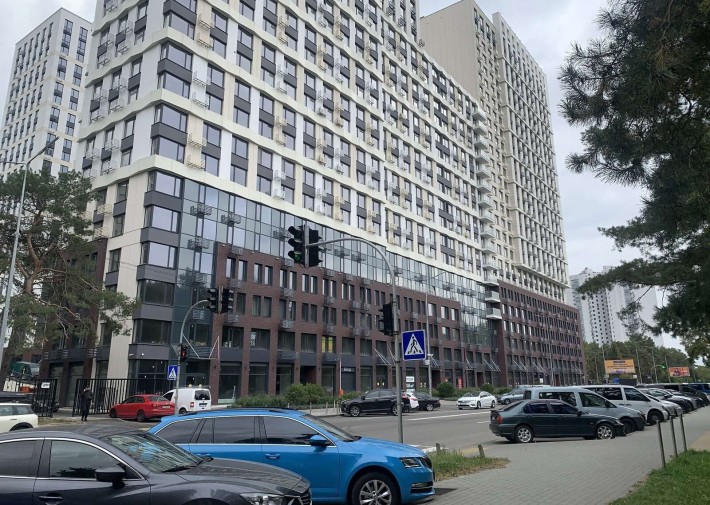 Продаж 2-к квартири вул. Князя Романа Мстиславича 22 - фото 1