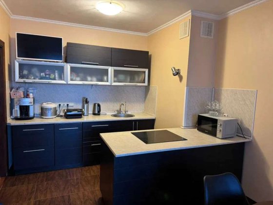 Продаж 3-к квартири Харківське шосе 56 Київ