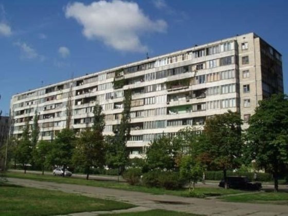 Продаж 3-к квартири вул. Амвросія Бучми 7 Київ