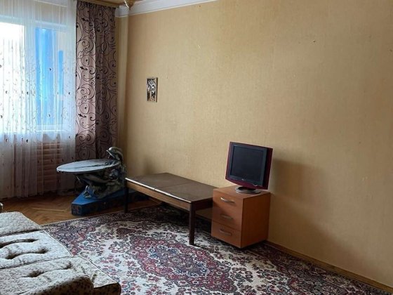 Продаж 3-к квартири вул. Панаса Мирного 11 Київ