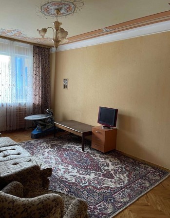 Продаж 3-к квартири вул. Панаса Мирного 11 - фото 1