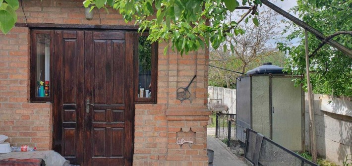 Продам половину будинку - фото 1