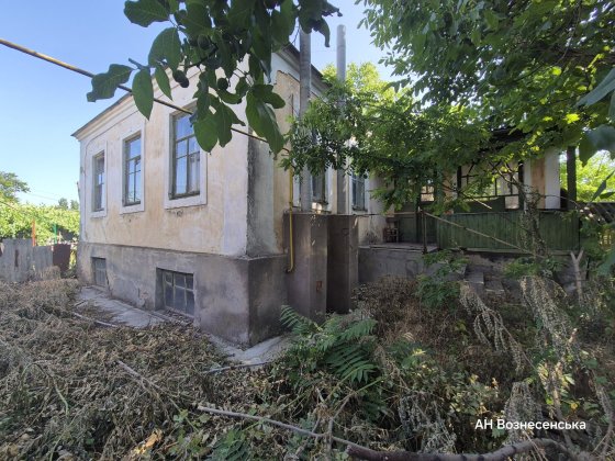 Будинок під капітальний ремонт