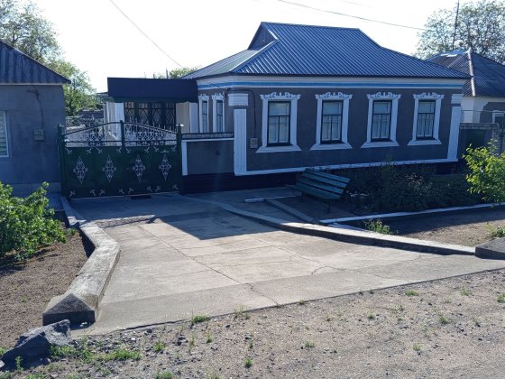 Продам будинок по вул.Щасливій район технікуму.