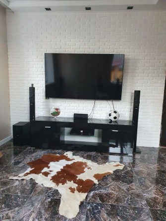 Продам дім в Ізюмі,з ремонтом,,90 кв. - фото 1