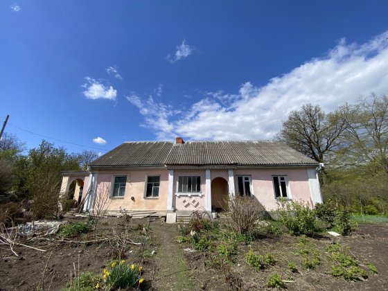 Терміновий продаж будинку площею 200 кв.м у Кременці