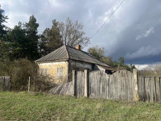 Продам дім в с.Бишкінь 