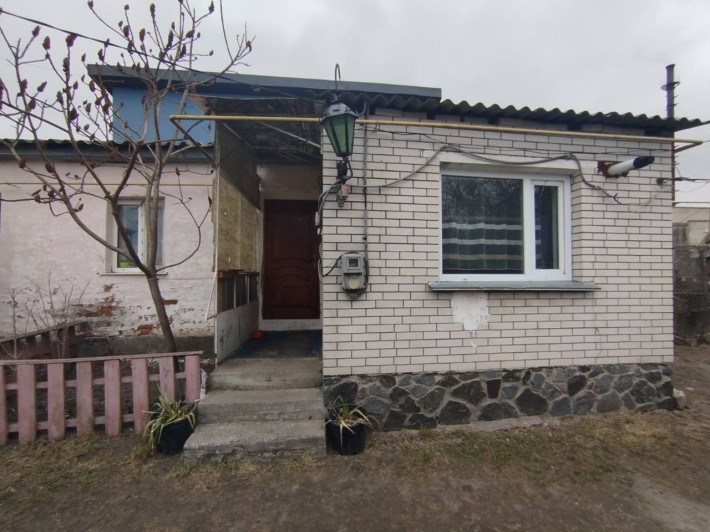 Продам пів будинку - фото 1