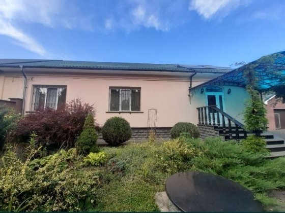 Продаж будинку в парковій зоні, м.Малин вул. Неманихіна Малин