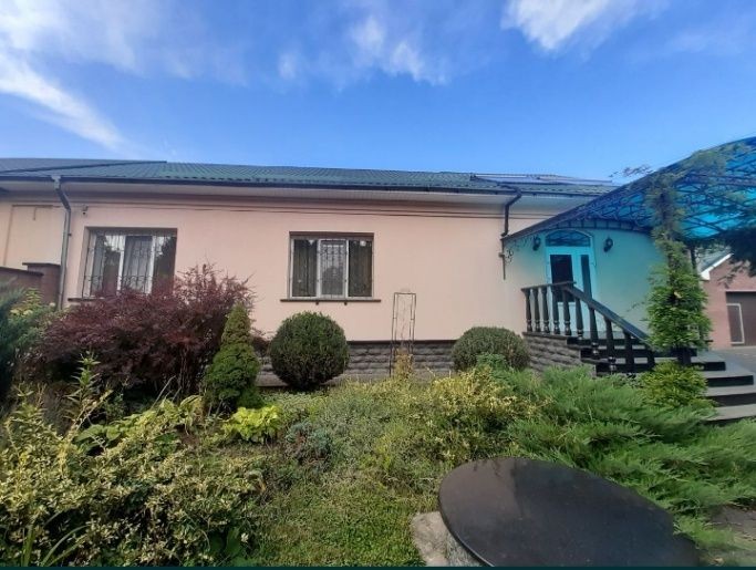 Продаж будинку в парковій зоні, м.Малин вул. Неманихіна - фото 1