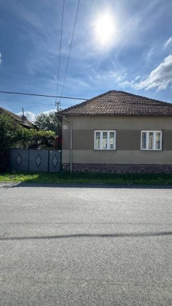Продаж будинку ! - фото 1
