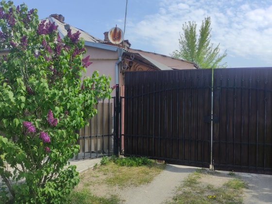 Продаж пів дома в центрі