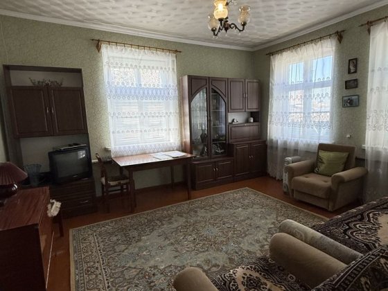 Продам 1/2 будинку в місті Самар