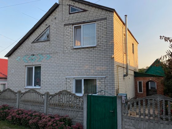 Продам двух поверховий будинок, Засулля місто Ромни Ромни