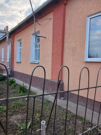 Продам будинок 40,8 м², 5,56 соток, вул Рятувальників 20/2, м Ромни - фото 1