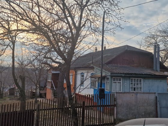 Продам частину будинка . Ромни