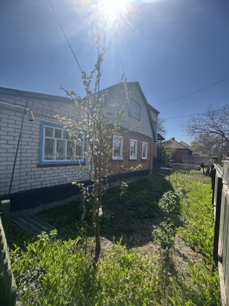 Продаж будинку вул. Космонавтів 7 - фото 1