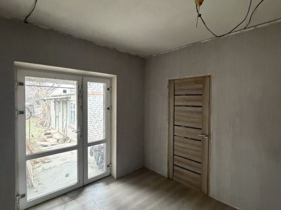Продается хороший дом. Газифицированный. Райлн жд. Славянск.