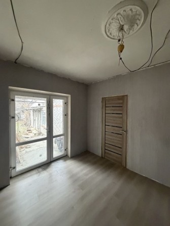 Продается хороший дом. Газифицированный. Райлн жд. Славянск. - фото 1